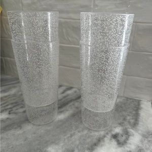 Clear Plastic Cups (4)